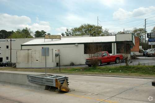 More Photos Of 2065 Piedmont Rd NE, Atlanta Freestanding For Sale