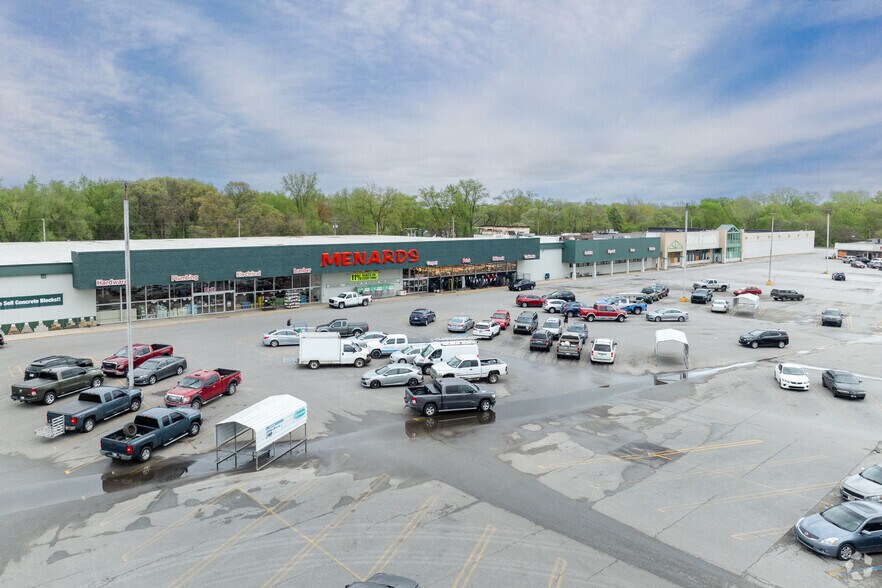 More Photos Of 6010-6050 W Ridge Rd, Gary General Retail For Lease