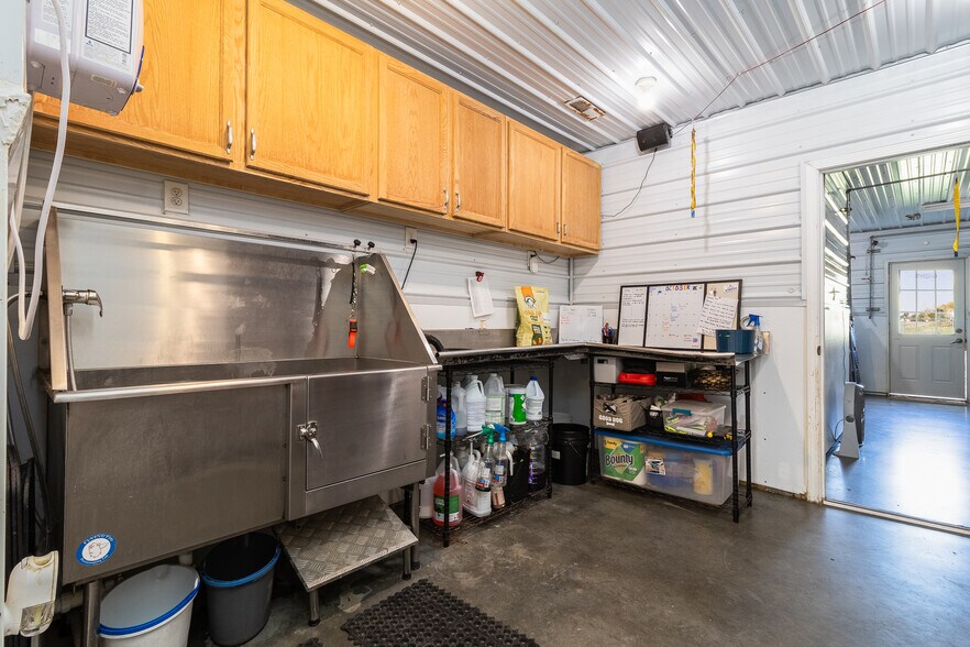 More Photos Of 12646 300th st, Wheeler Specialty For Sale