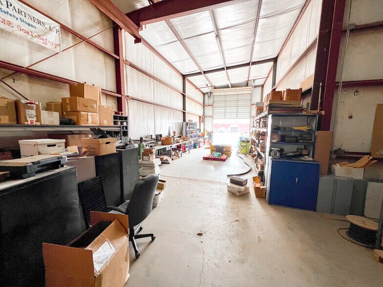 More Photos Of 3115 Francis Ave, Midland Industrial For Lease
