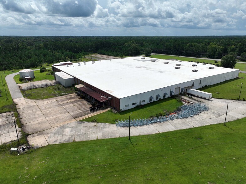 More Photos Of 1000 Bicycle Way, Manning Distribution For Sale