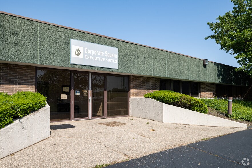 More Photos Of 10121 Paget Dr, Saint Louis Office For Lease