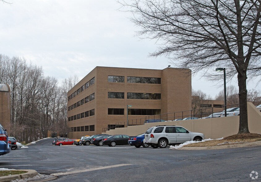 More Photos Of 3202 Tower Oaks Blvd, Rockville Medical For Sale