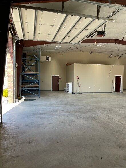 More Photos Of 4950 Stough Rd SW, Concord Flex For Sale