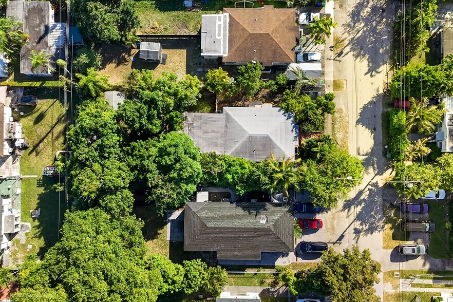 More Photos Of 2845 SW 37th Ct, Miami Multifamily For Sale