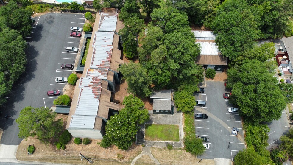 More Photos Of 230 N Oakley Dr, Columbus Apartments For Sale