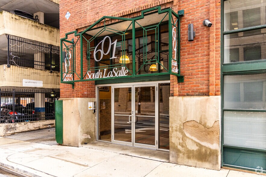 More Photos Of 601 S LaSalle St, Chicago Office For Sale