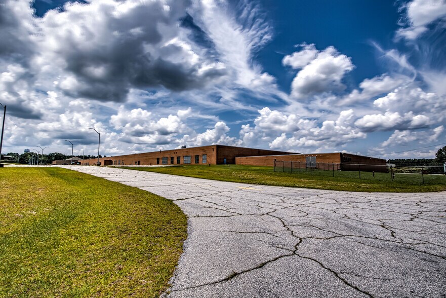 More Photos Of 418 Ascauga Lake Rd, Graniteville Manufacturing For Lease