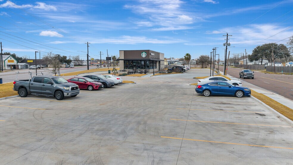 More Photos Of 3508 Houston Hwy, Victoria General Retail For Sale