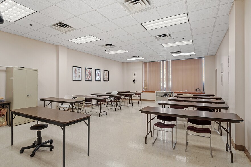 More Photos Of 333 Shrewsbury St, Worcester Warehouse For Lease