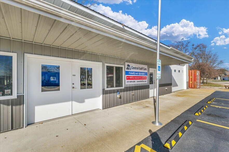 More Photos Of 109 Front St, Mansfield Industrial For Sale