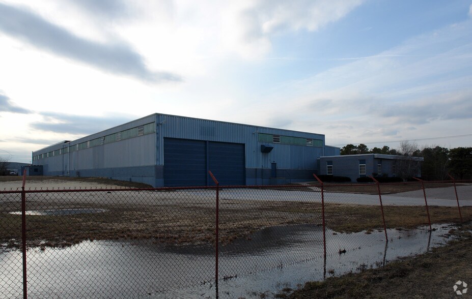 More Photos Of 5 Canale Dr, Egg Harbor Township Manufacturing For Lease