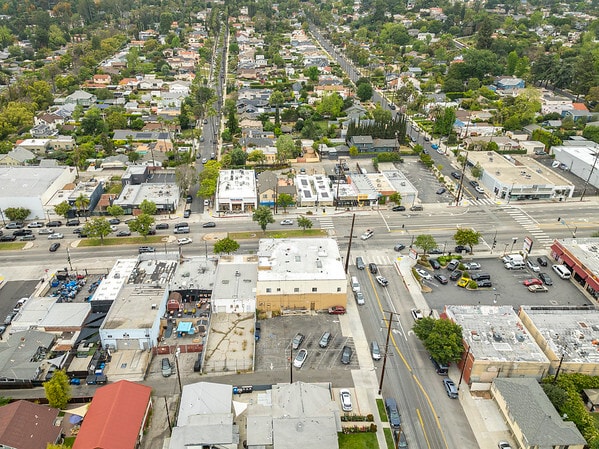 More Photos Of 1620 Colorado Blvd, Los Angeles Freestanding For Sale