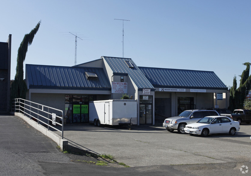 Primary Photo Of 18918-18922 SW Shaw St, Beaverton Showroom For Sale