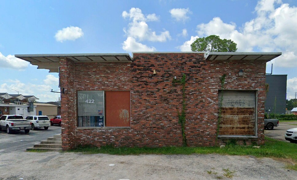 More Photos Of 422 SW 16th St, Ocala Auto Repair For Lease