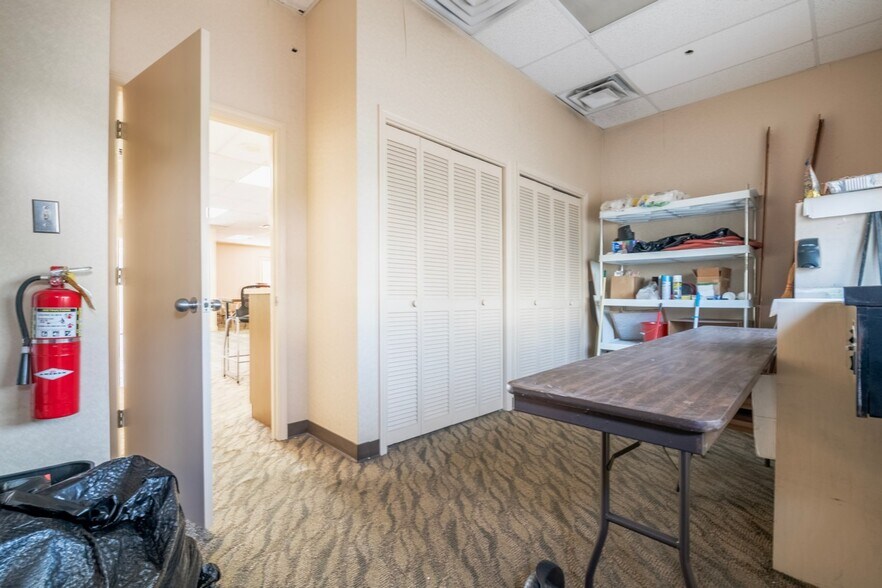 More Photos Of 2020 Mack Smith Rd, Rossville Bank For Sale