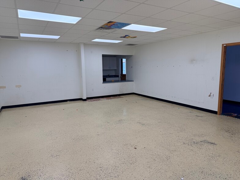 More Photos Of 1001 Arboretum Dr, Waunakee Flex For Lease