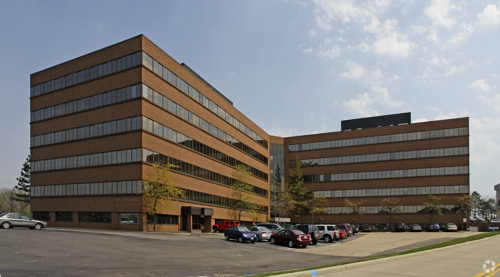 More Photos Of 4700 Rockside Rd, Independence Unknown For Lease