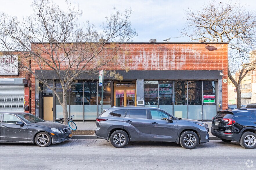 More Photos Of 69-71 Belmont Ave, Brooklyn Storefront Retail Office For Lease