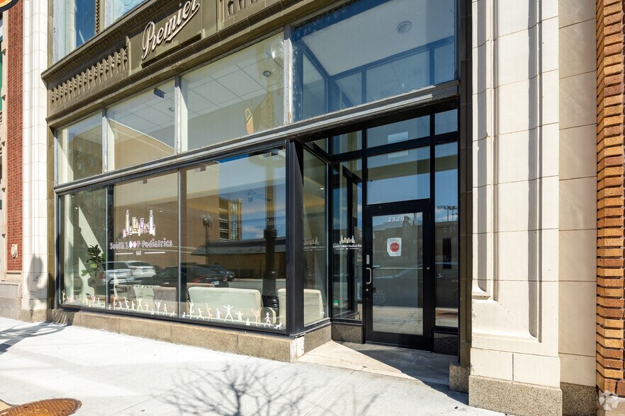 More Photos Of 2329 S Michigan Ave, Chicago Loft Creative Space For Lease