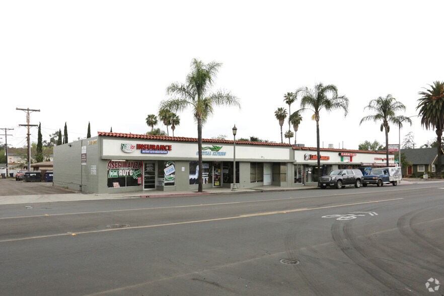 Primary Photo Of 701-723 S Escondido Blvd, Escondido Storefront For Lease
