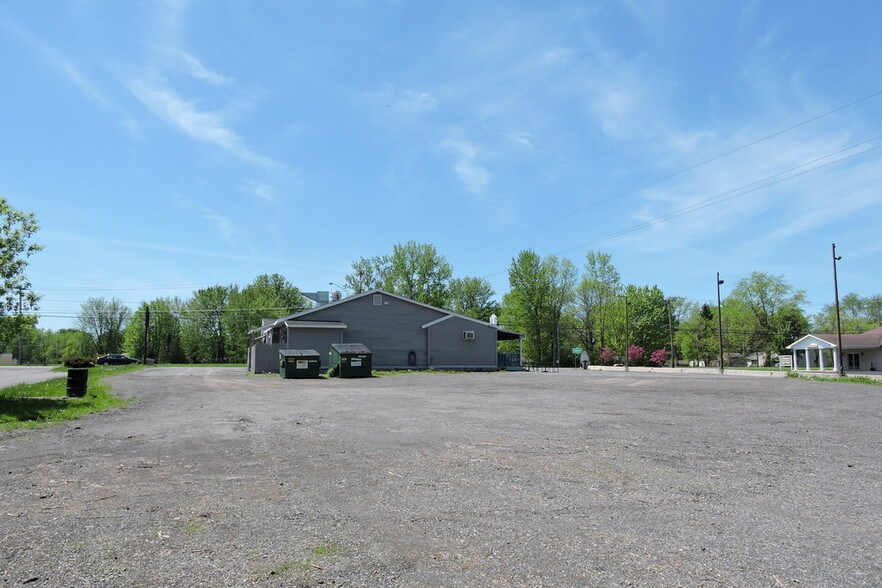 More Photos Of 7991 Route 31, Bridgeport Restaurant For Sale