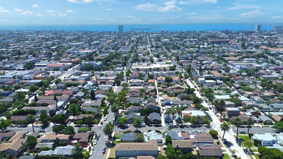 More Photos Of 811 Ohio Ave, Long Beach Apartments For Sale