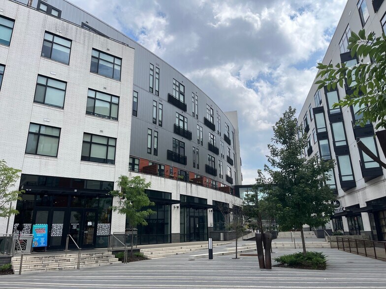 More Photos Of 6102-6168 Centre Ave, Pittsburgh Apartments For Lease