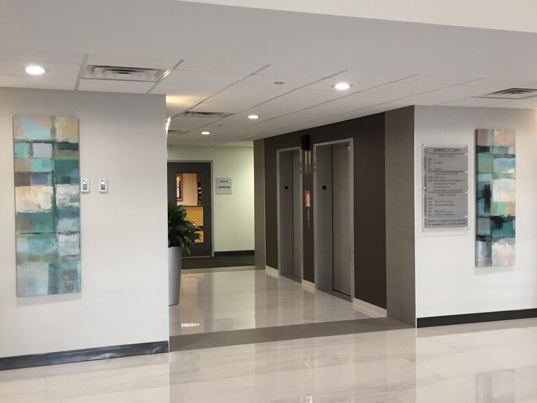 More Photos Of 225 S Westmonte Dr, Altamonte Springs Unknown For Lease