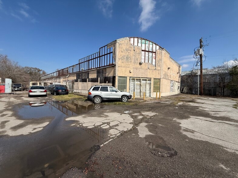 More Photos Of 5229 Griggs Rd, Houston Storefront For Sale
