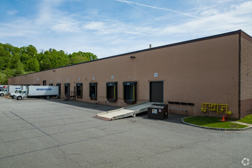 More Photos Of 208 Passaic Ave, Fairfield Warehouse For Sale