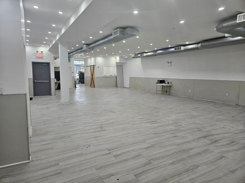 More Photos Of 1025 Pacific St, Brooklyn Loft Creative Space For Lease