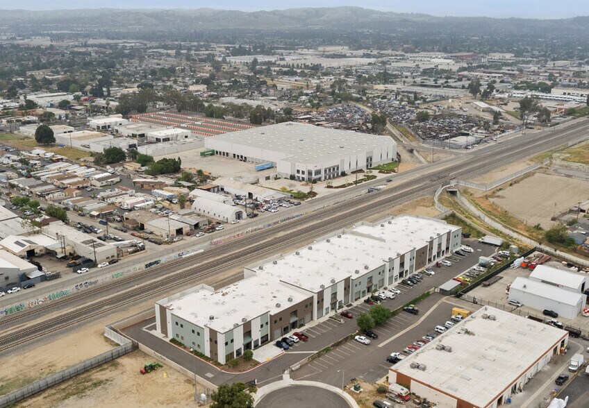 More Photos Of 5061 W State St, Montclair Industrial For Sale