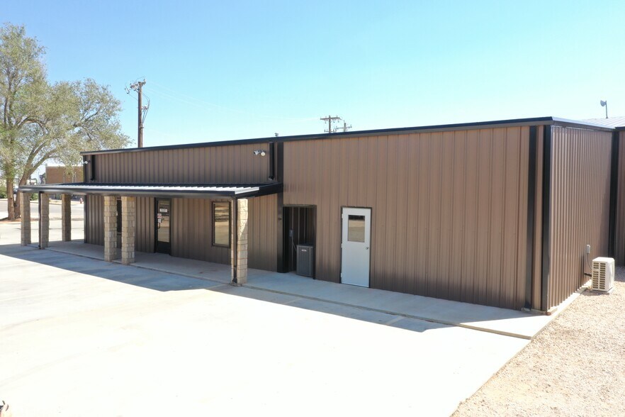 More Photos Of 1215 NW 1st Plz, Andrews Restaurant For Sale