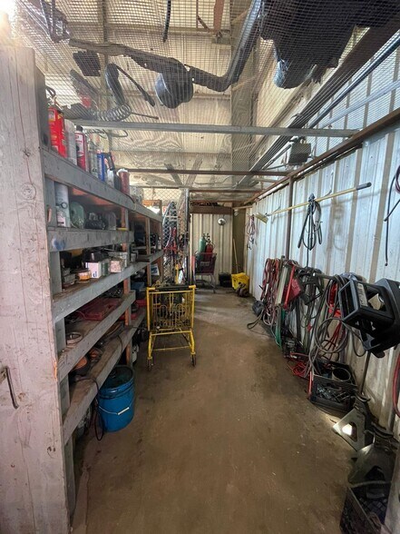 More Photos Of 4712 Old Tampa Hwy, Kissimmee Warehouse For Sale