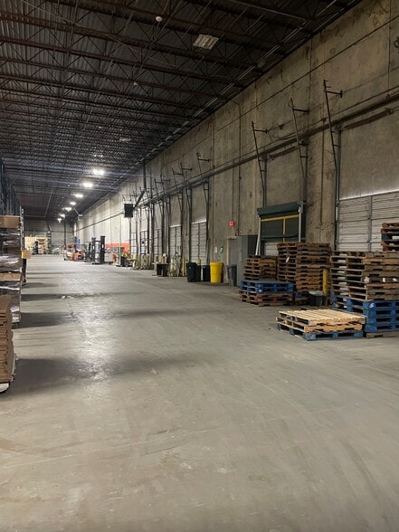 More Photos Of 1401 Murphy Dr, Maumelle Warehouse For Sale