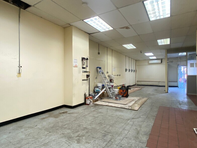 More Photos Of 41-10 29th St, Long Island City Storefront Retail Office For Lease