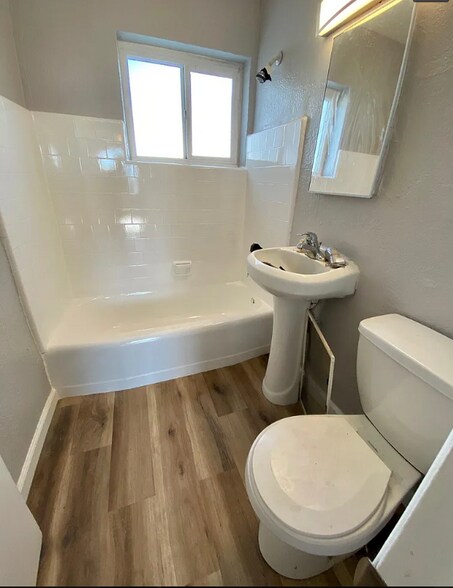 More Photos Of 21-33 S 35th St, San Diego Apartments For Sale