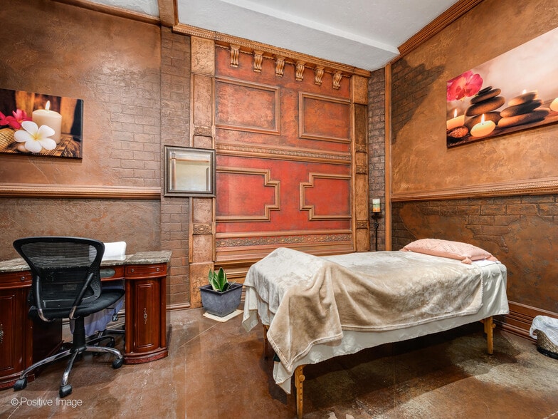 More Photos Of 7162 W Grand Ave, Elmwood Park Apartments For Sale