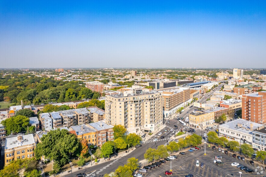 More Photos Of 4350 N Broadway St, Chicago Apartments For Lease