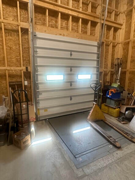 More Photos Of 336 Industrial Park St park, Pittsfield Industrial For Lease