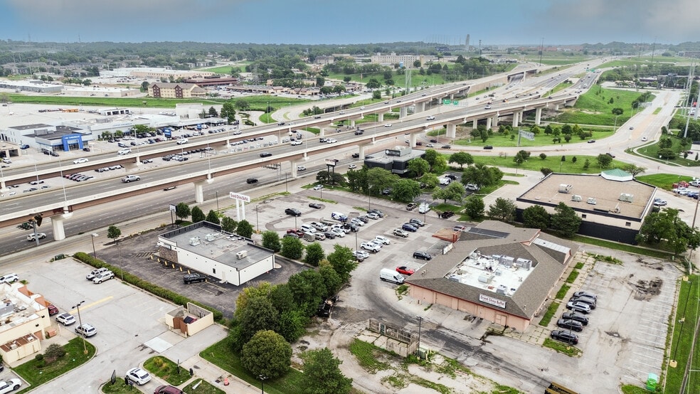 More Photos Of 11229 W Dodge Rd, Omaha Medical For Sale
