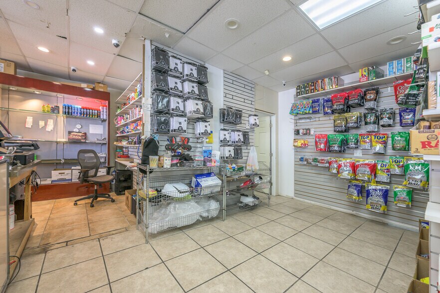 More Photos Of 67-69 Green St, Hudson Convenience Store For Sale