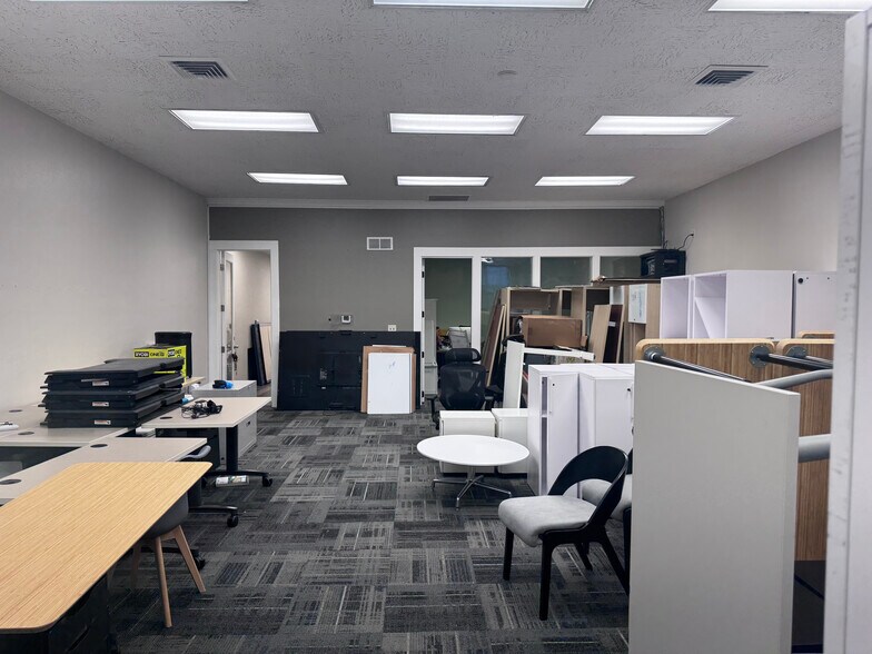 More Photos Of 4008 NE Martin Luther King Jr Blvd, Portland Serviced Offices For Sale
