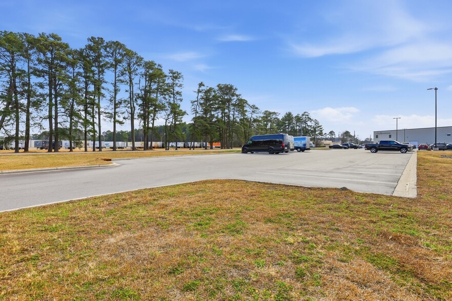 More Photos Of 2772 Rouse Road Ext, Kinston Office For Lease