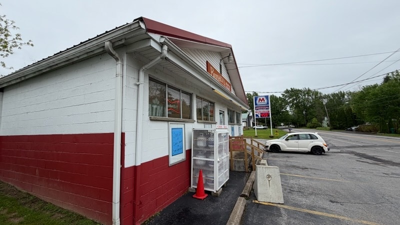 More Photos Of 7195 Rapids Rd, Lockport Service Station For Sale