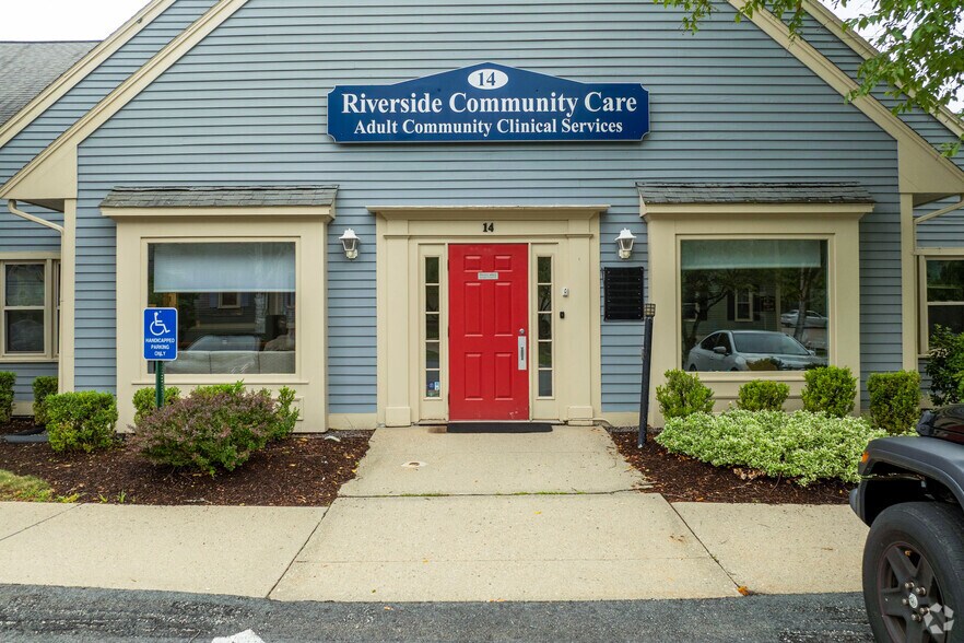 More Photos Of 16 Asylum St, Milford Medical For Lease