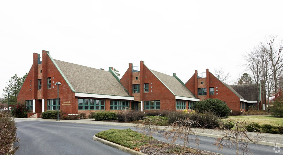 More Photos Of 735 Thimble Shoals Blvd, Newport News Office For Sale