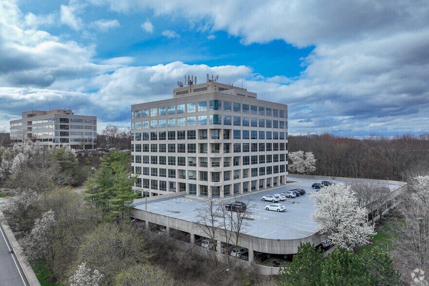 More Photos Of 5700 Corporate Dr, Pittsburgh Office For Lease