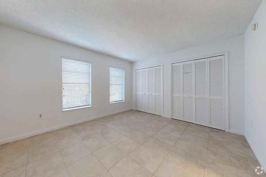 More Photos Of 8445 Springtree Dr, Sunrise Apartments For Sale